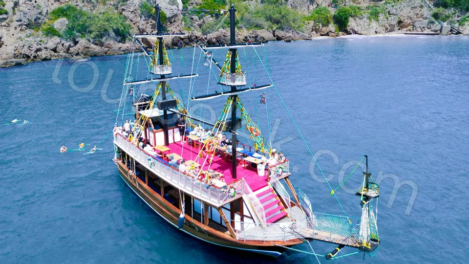 Belek Waterfall Relax Boat Tour photo 2