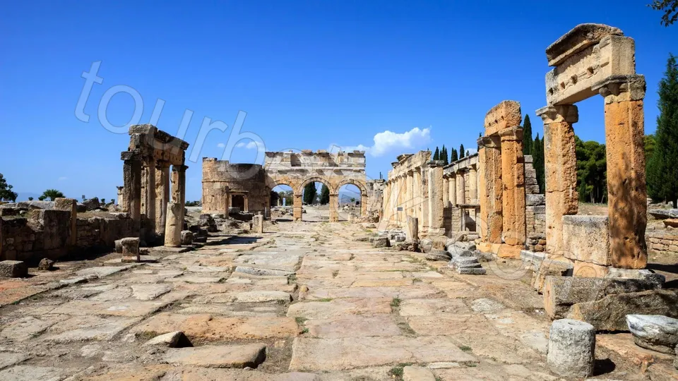 Salda Lake and Pamukkale Tour from Belek photo 2