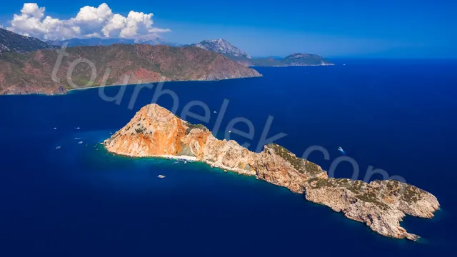 Suluada (Water Island) Private Yacht Cruise Photos 5